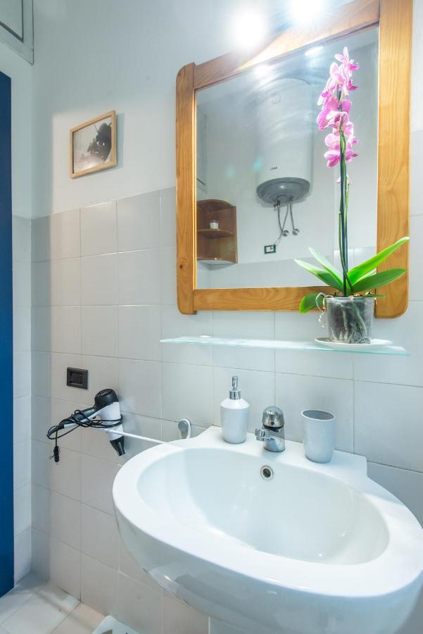 Central Guest House Milan Exterior photo
